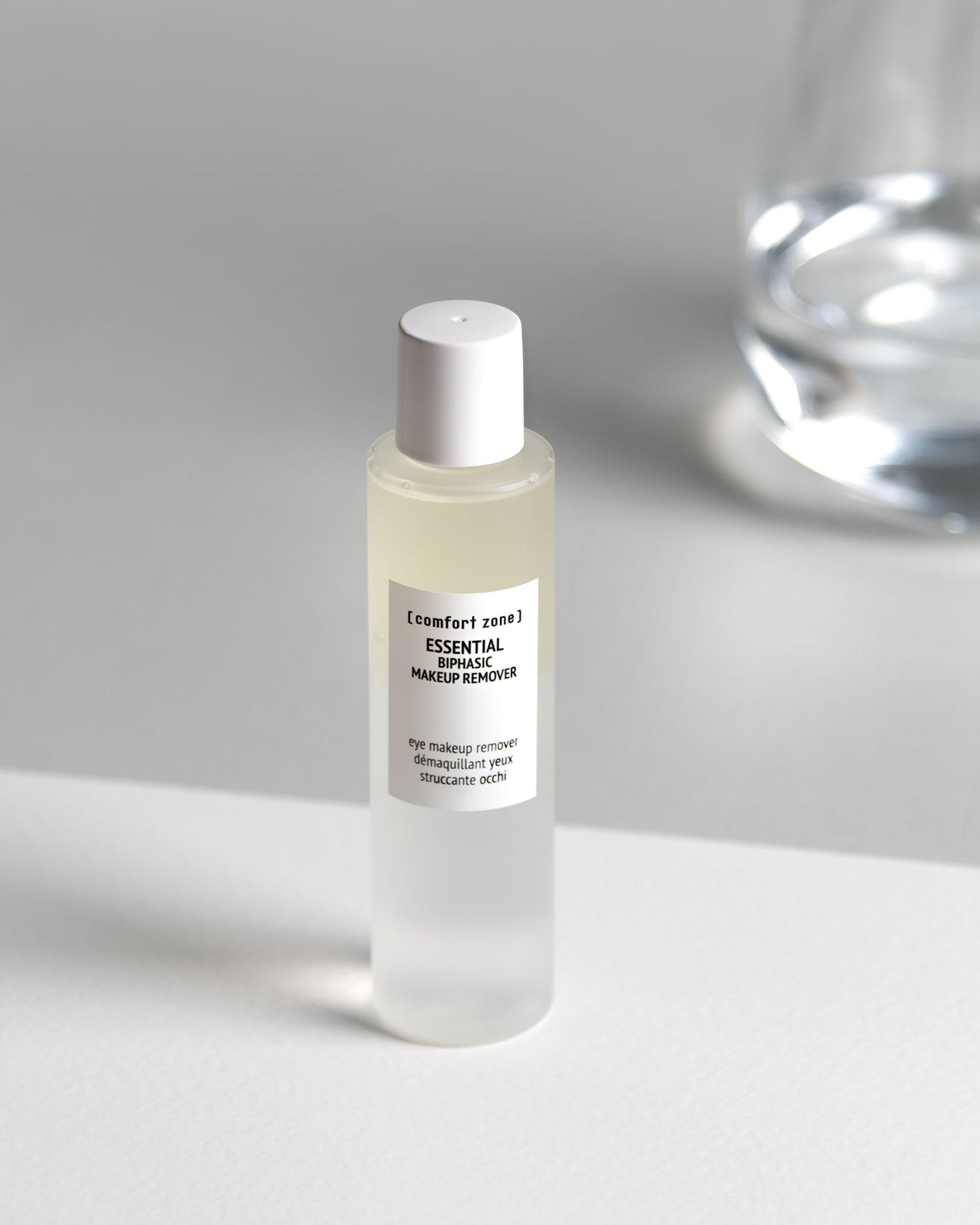 Essential Biphasic Make Up Remover
