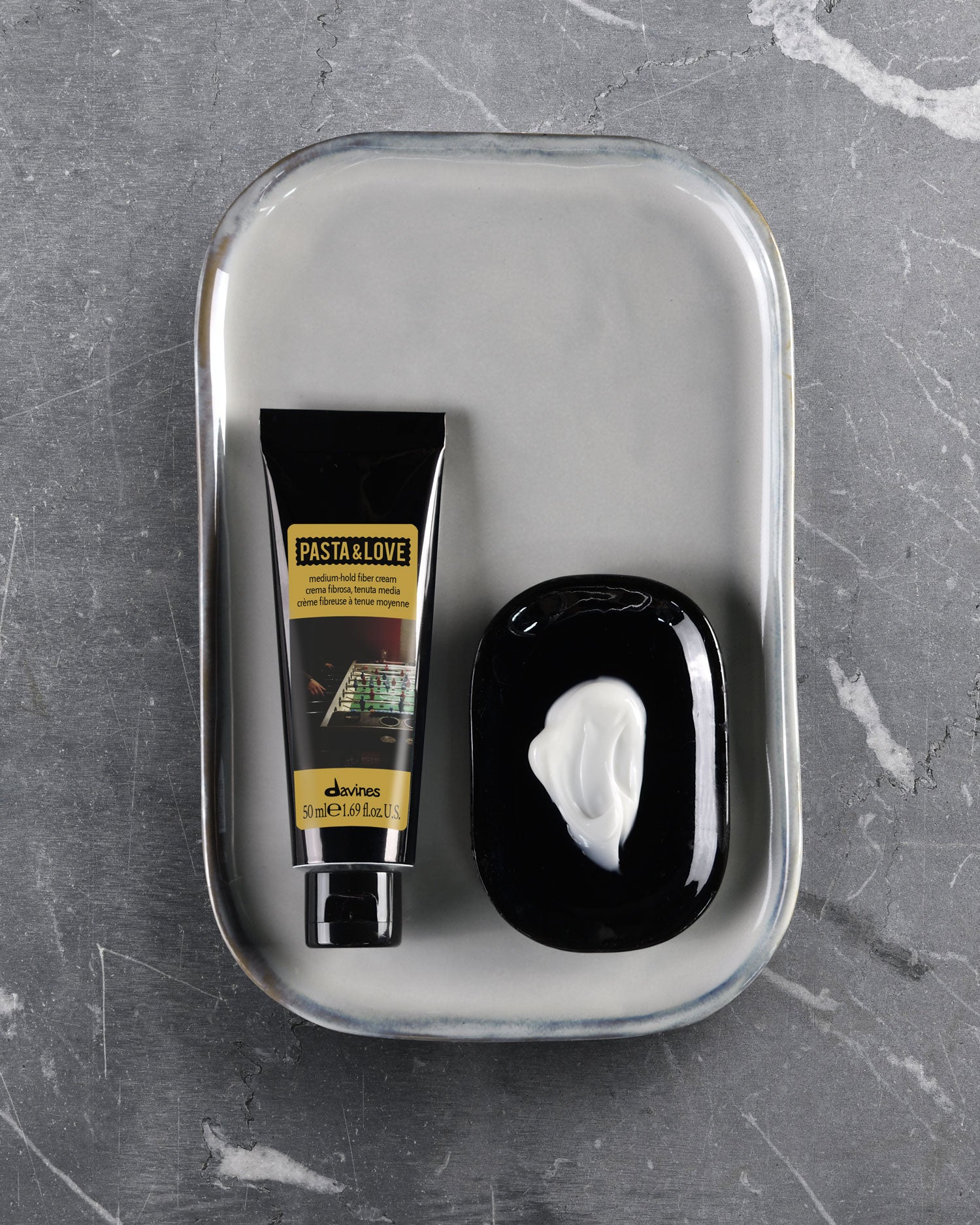 PASTA & LOVE Medium Hold Fiber Cream