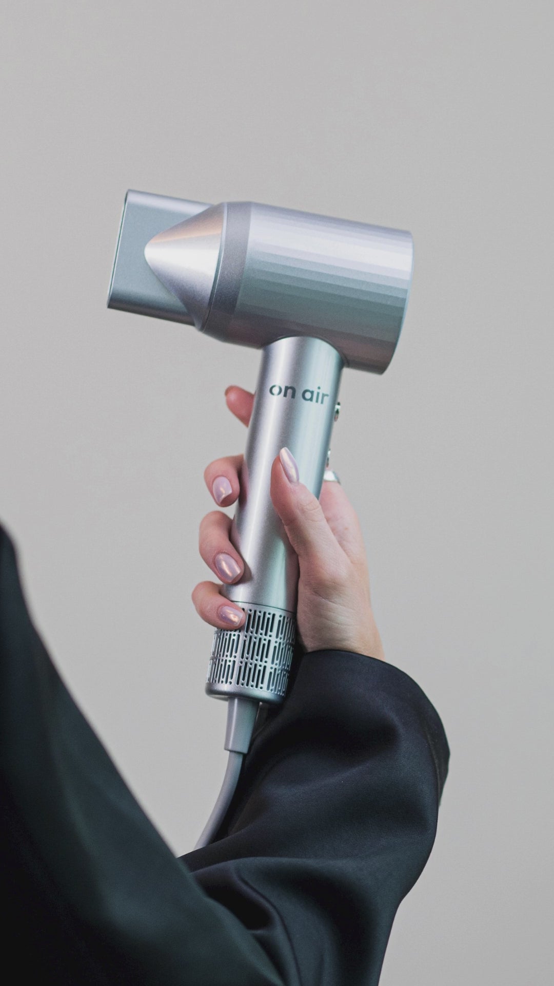 twss - On Air Professional Ionic Hair Dryer With Pouch